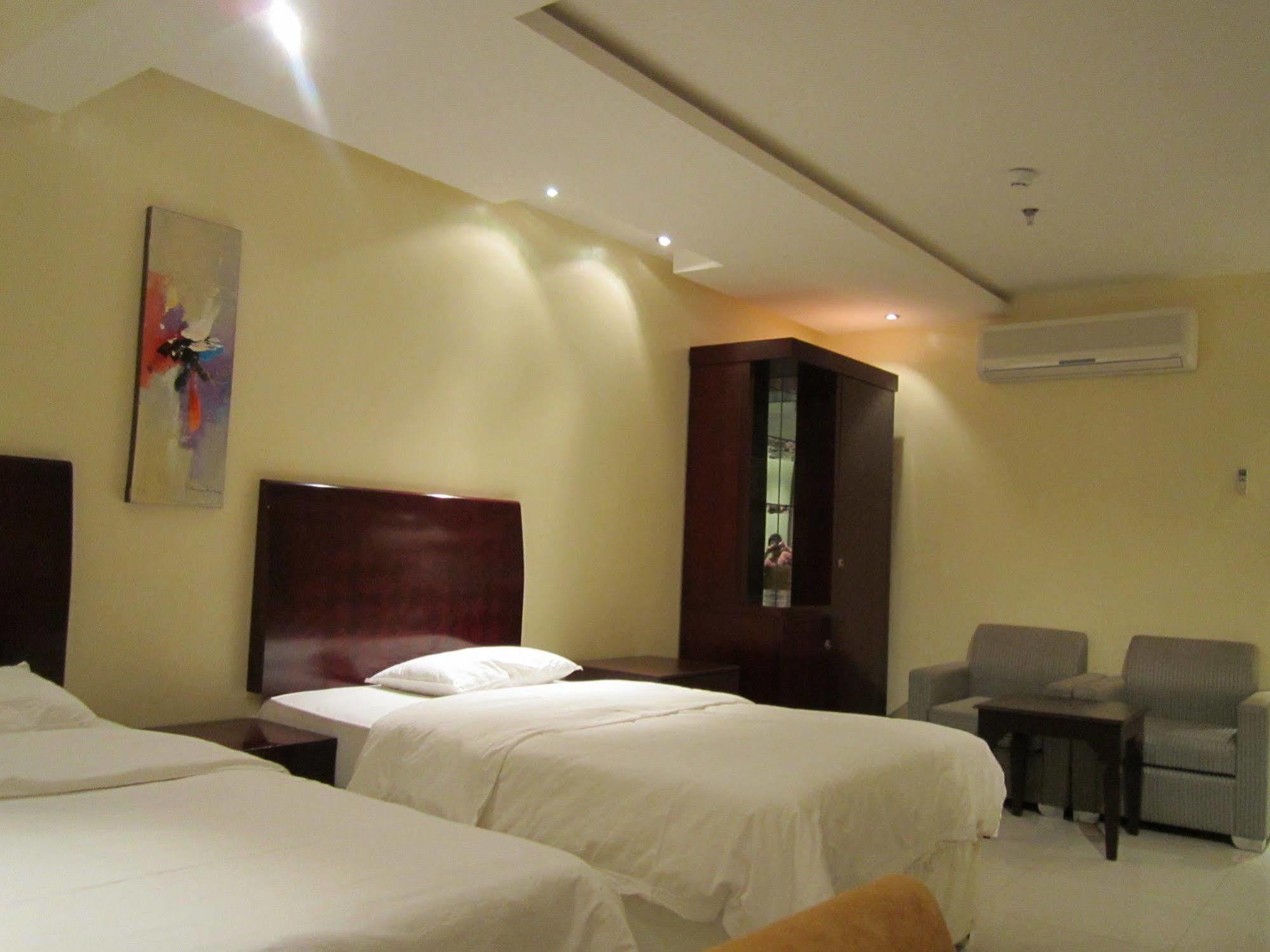 Al Salam Hotel ริยาดห์ ภายนอก รูปภาพ
