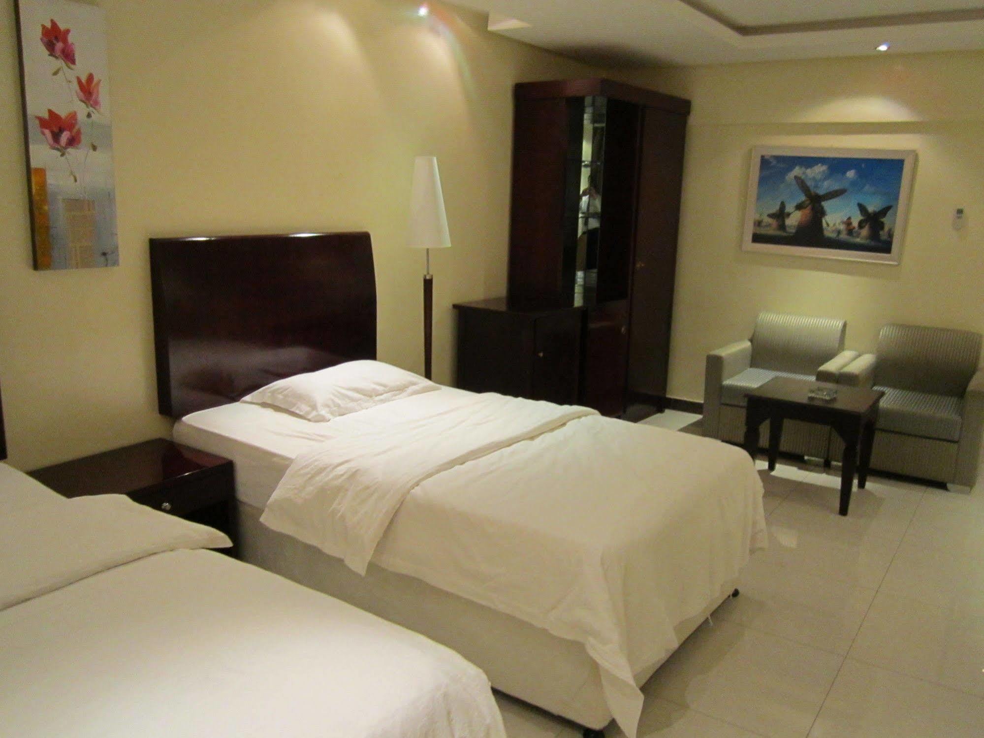 Al Salam Hotel ริยาดห์ ภายนอก รูปภาพ