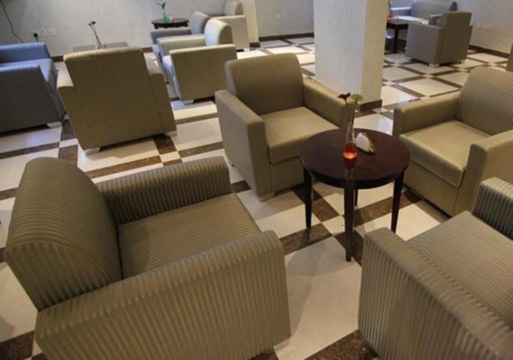Al Salam Hotel ริยาดห์ ภายนอก รูปภาพ
